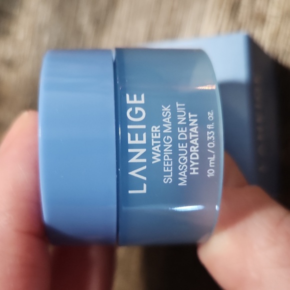 2 pcs. Laneige Water Sleeping Mask, lightweight moisturizer, travel/mini, BNIB - Picture 4 of 7
